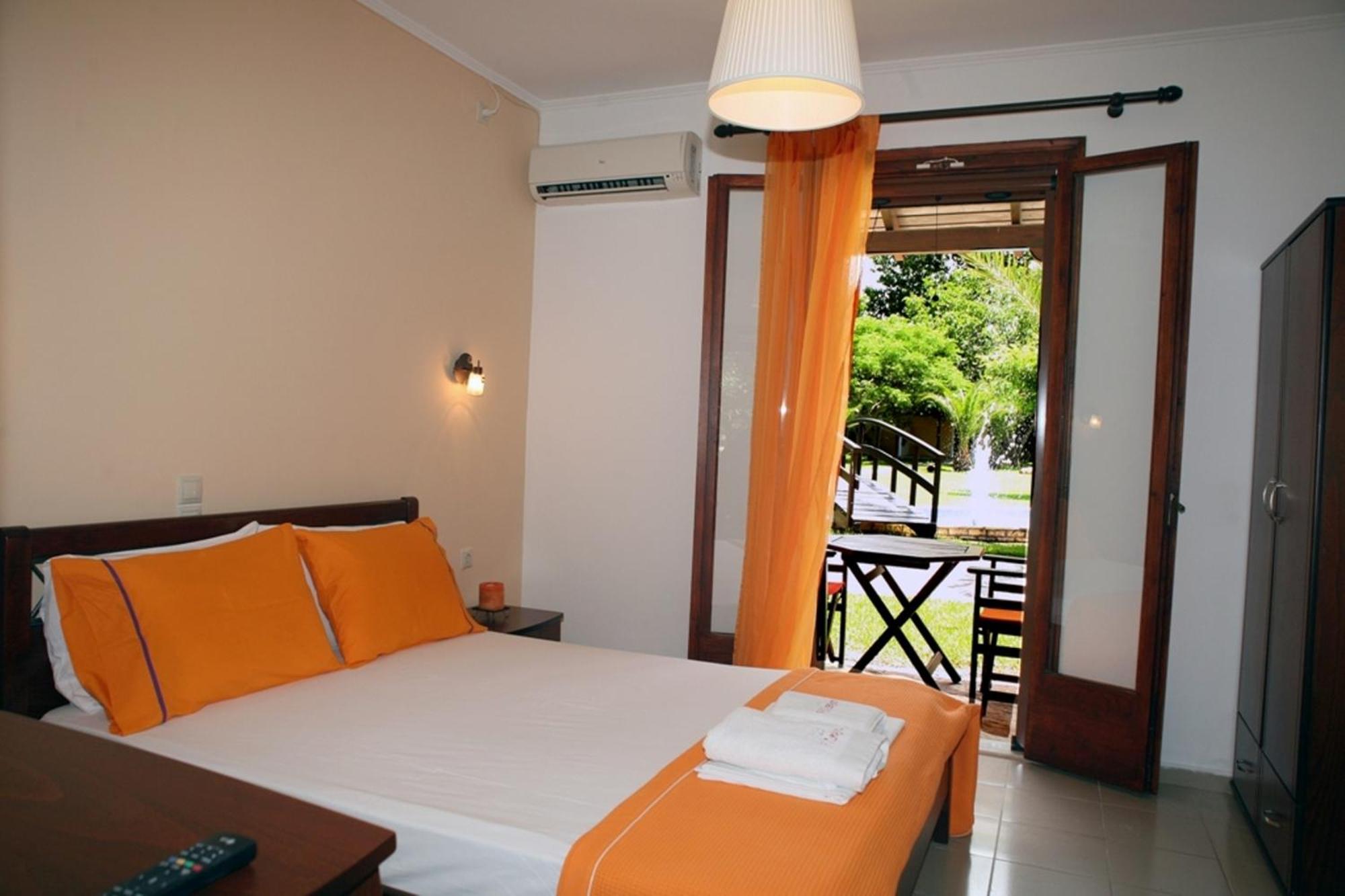 Villagio Lefkada City Room photo
