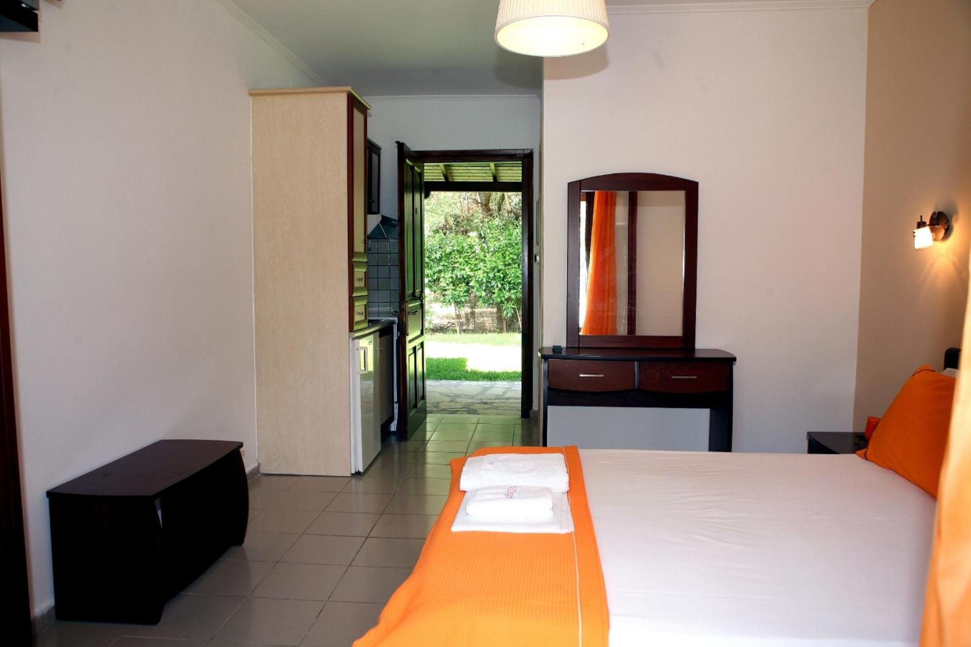 Villagio Lefkada City Room photo